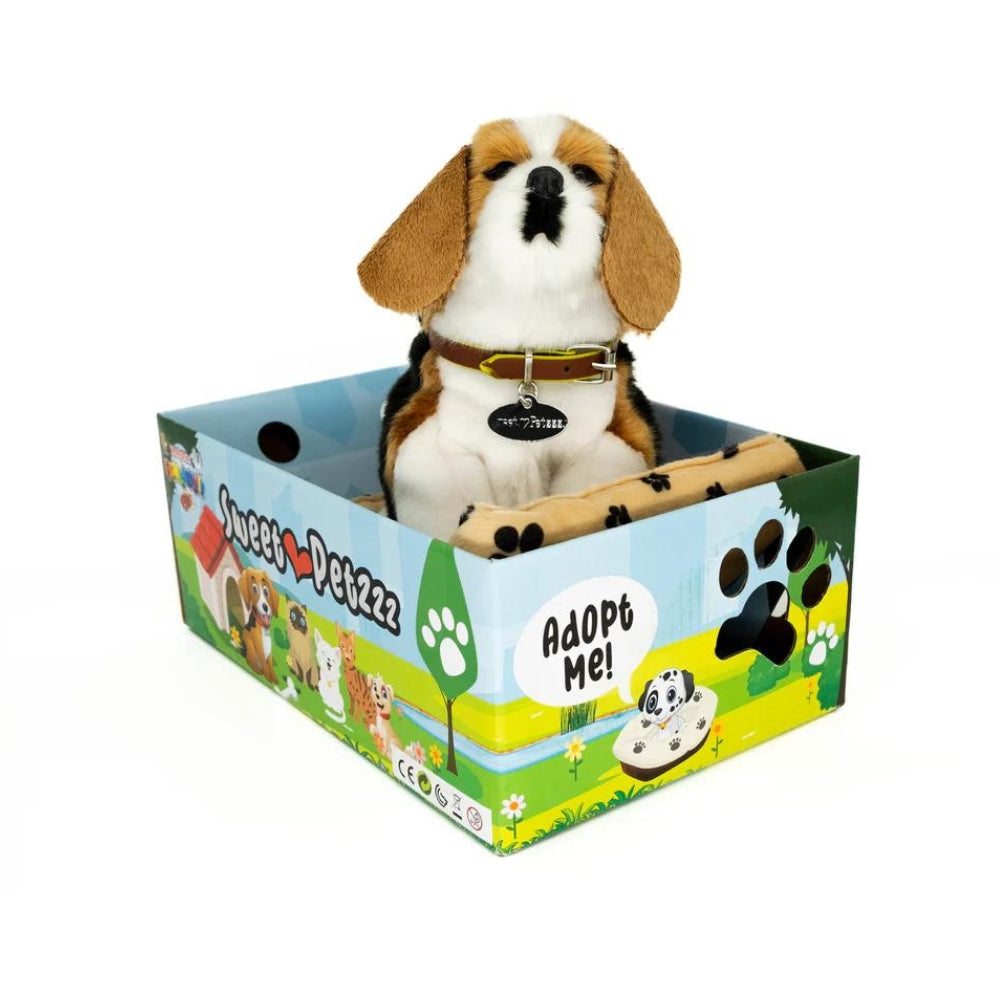 Sweet Petzzz Beagle toy dog inside the box.