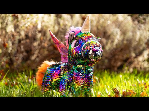 See the Walking Galaxy Unicorn toy in action as it moves, dances, and sings without a leash, bringing a universe of fun to children's playtime.